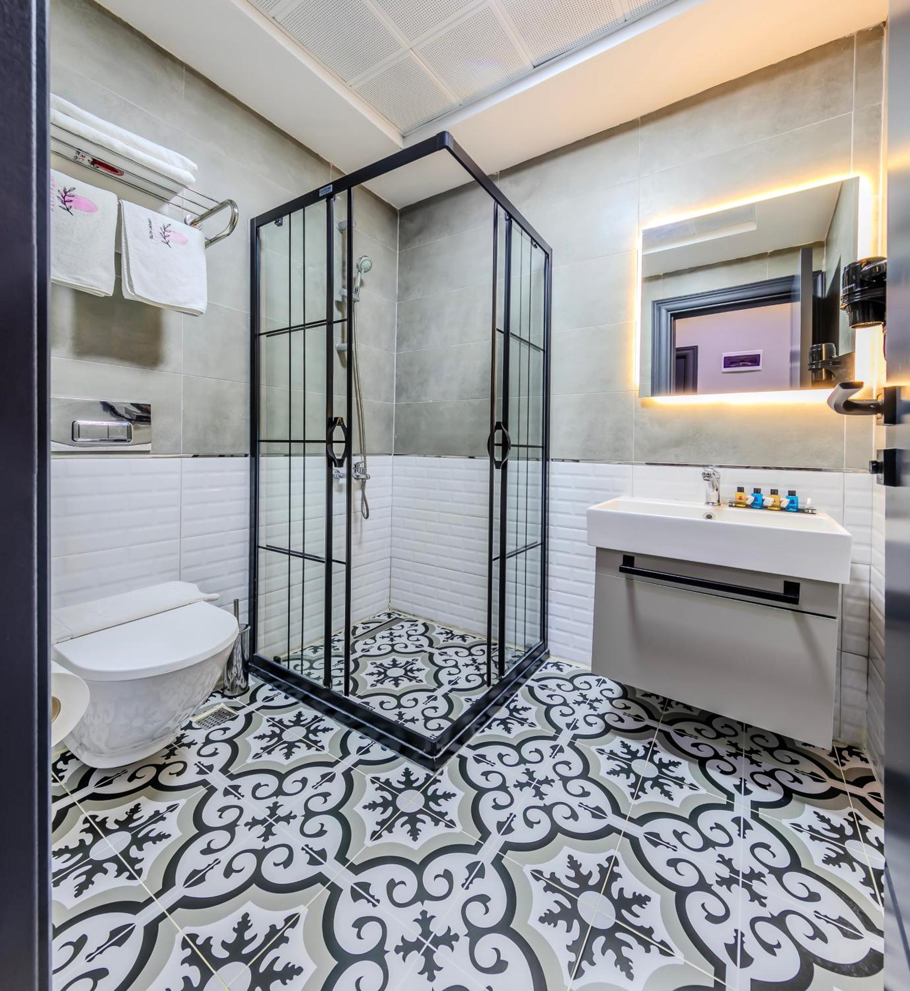 Готель Intercity Istanbul Airport Arnavutkoy